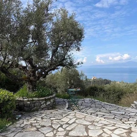 Mantinia Hills Vacation Between Mountains And Sea בית נופש ורגה קלמטה